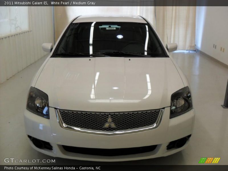 White Pearl / Medium Gray 2011 Mitsubishi Galant ES