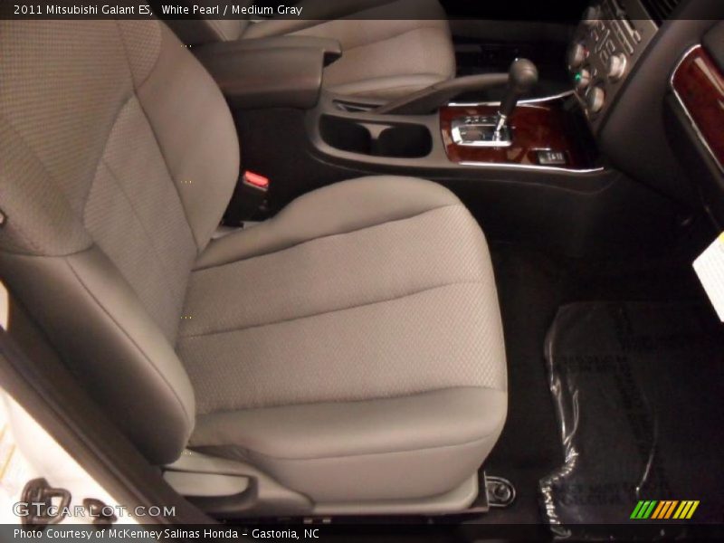 White Pearl / Medium Gray 2011 Mitsubishi Galant ES