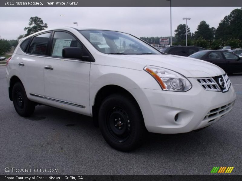 Pearl White / Gray 2011 Nissan Rogue S