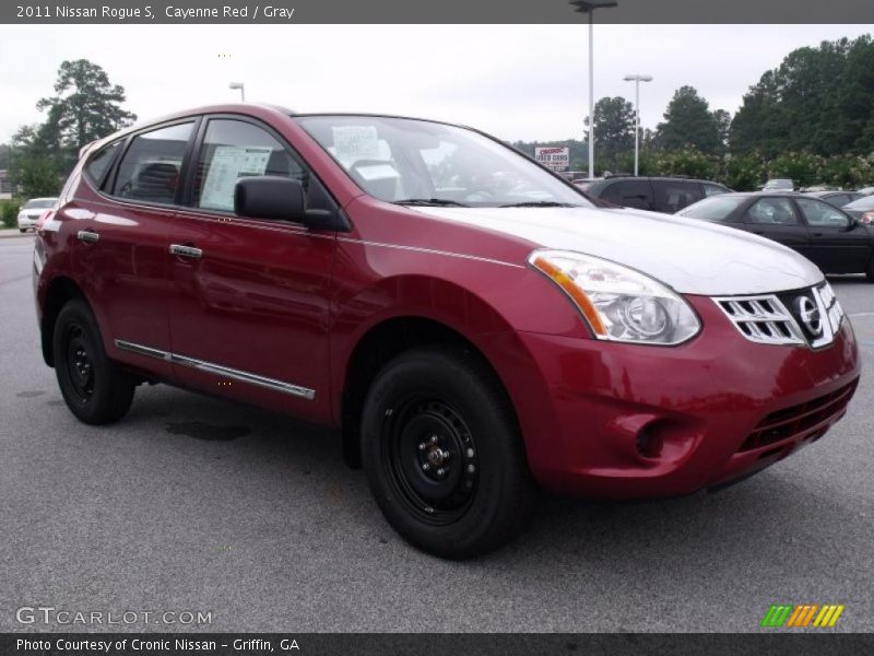 Cayenne Red / Gray 2011 Nissan Rogue S