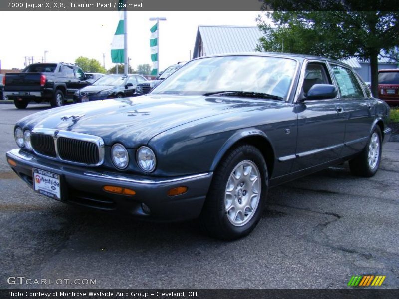 Titanium Pearl / Oatmeal 2000 Jaguar XJ XJ8