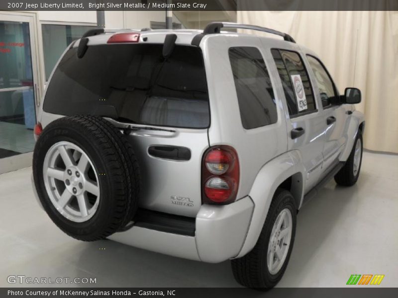 Bright Silver Metallic / Medium Slate Gray 2007 Jeep Liberty Limited