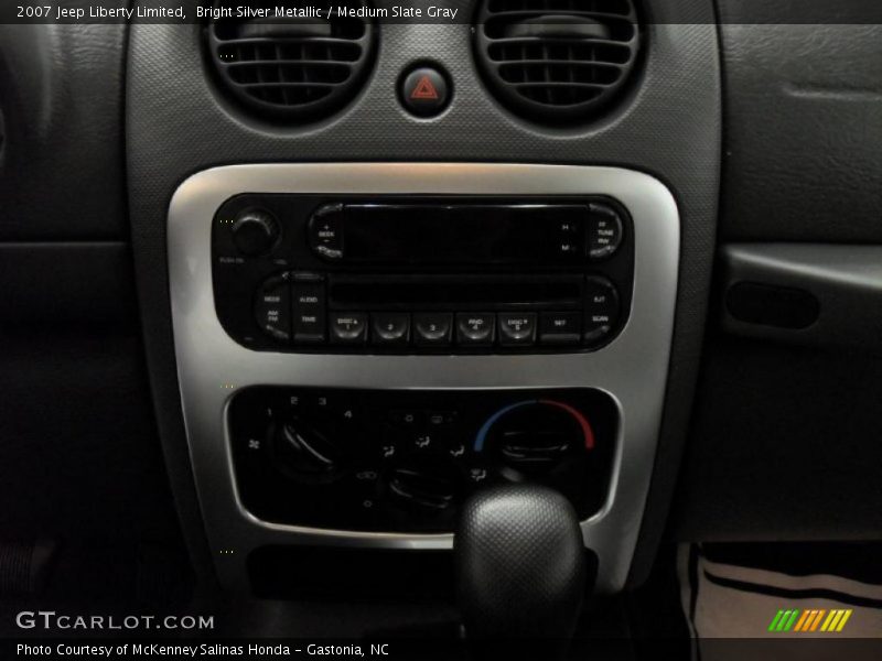 Bright Silver Metallic / Medium Slate Gray 2007 Jeep Liberty Limited