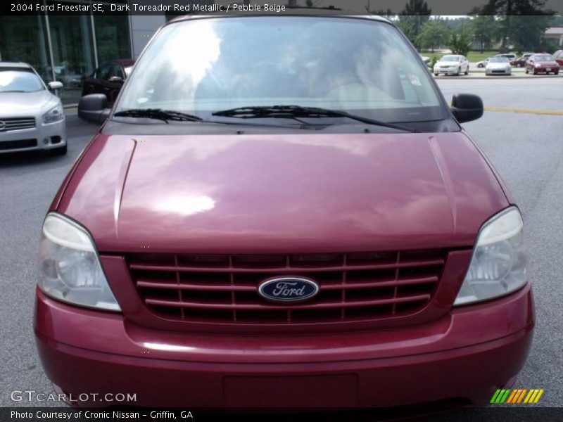Dark Toreador Red Metallic / Pebble Beige 2004 Ford Freestar SE