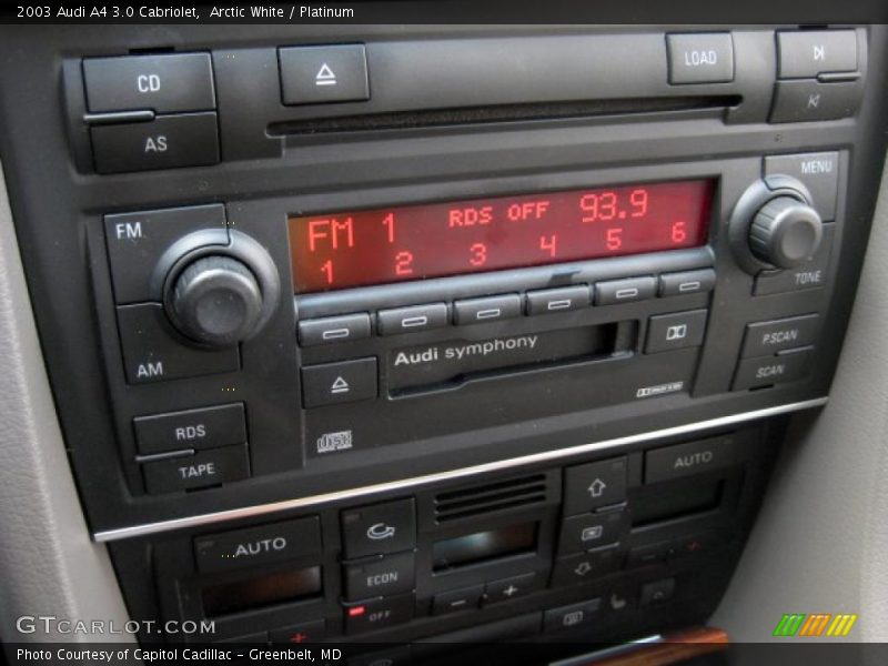 Arctic White / Platinum 2003 Audi A4 3.0 Cabriolet