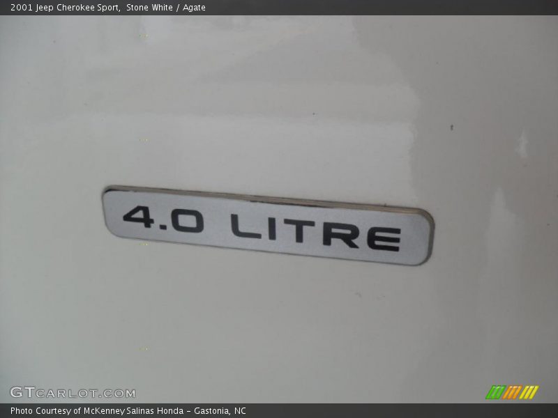 Stone White / Agate 2001 Jeep Cherokee Sport