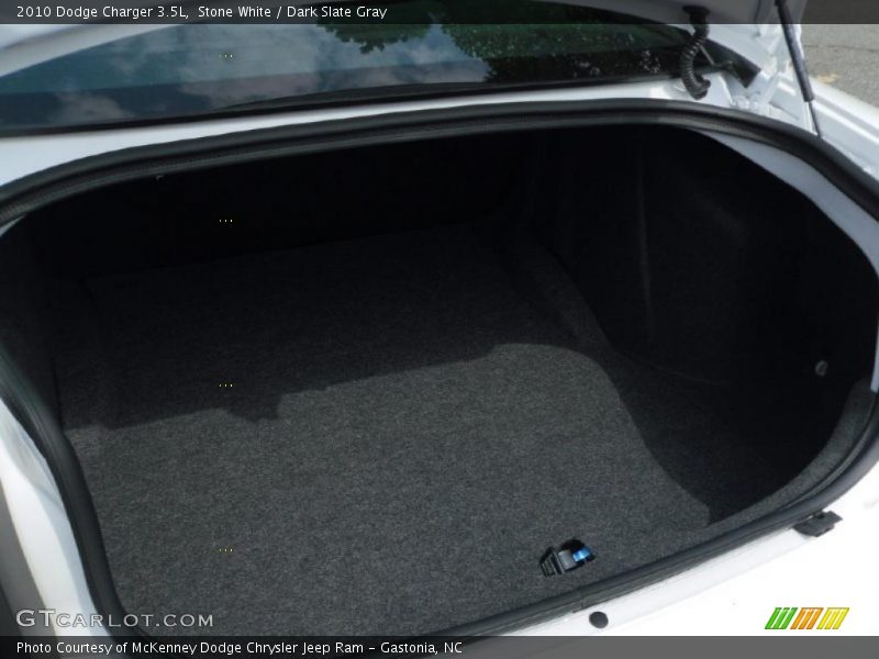 Stone White / Dark Slate Gray 2010 Dodge Charger 3.5L