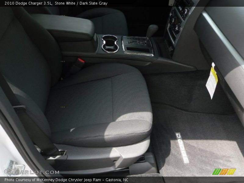 Stone White / Dark Slate Gray 2010 Dodge Charger 3.5L