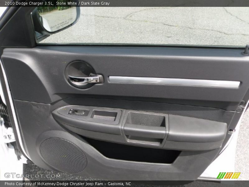 Stone White / Dark Slate Gray 2010 Dodge Charger 3.5L