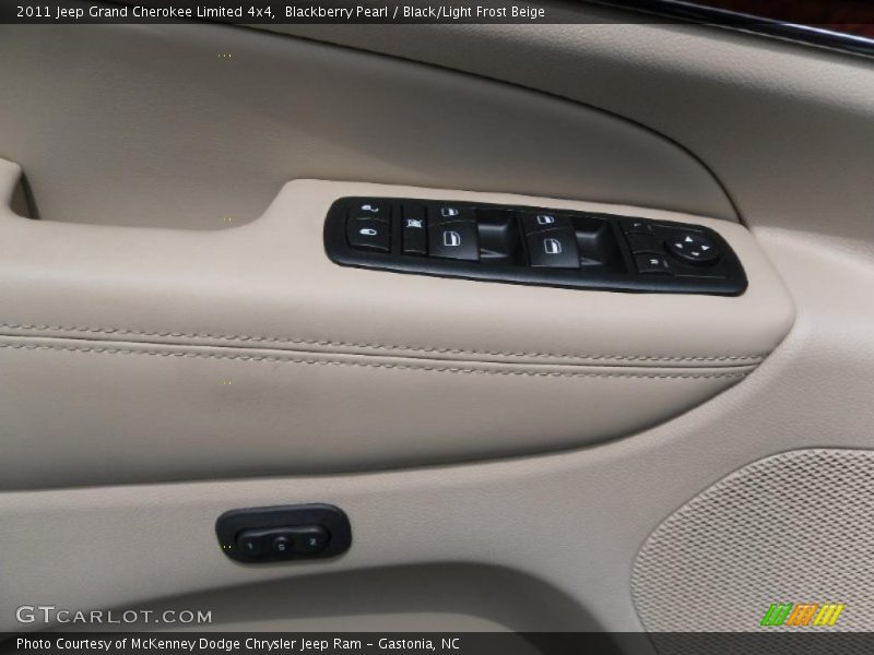 Blackberry Pearl / Black/Light Frost Beige 2011 Jeep Grand Cherokee Limited 4x4