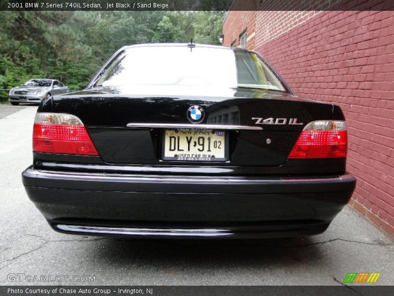 Jet Black / Sand Beige 2001 BMW 7 Series 740iL Sedan