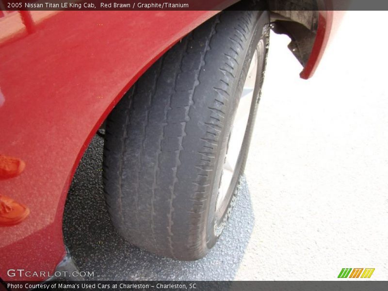 Red Brawn / Graphite/Titanium 2005 Nissan Titan LE King Cab