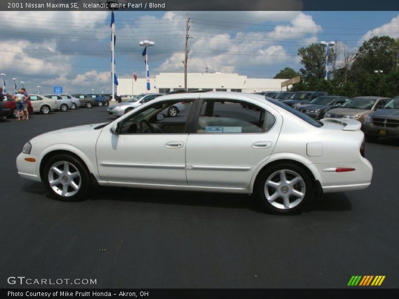 Icelandic White Pearl / Blond 2001 Nissan Maxima SE