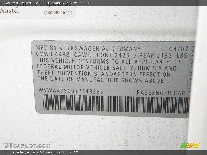 Candy White / Black 2007 Volkswagen Passat 2.0T Sedan