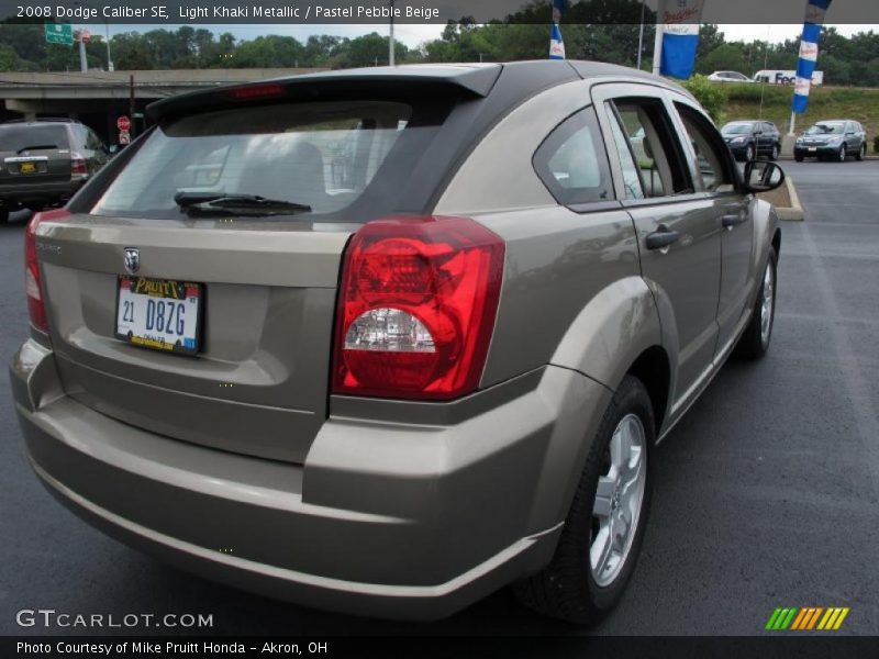 Light Khaki Metallic / Pastel Pebble Beige 2008 Dodge Caliber SE