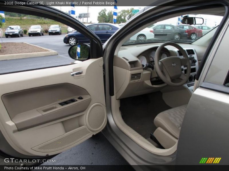 Light Khaki Metallic / Pastel Pebble Beige 2008 Dodge Caliber SE