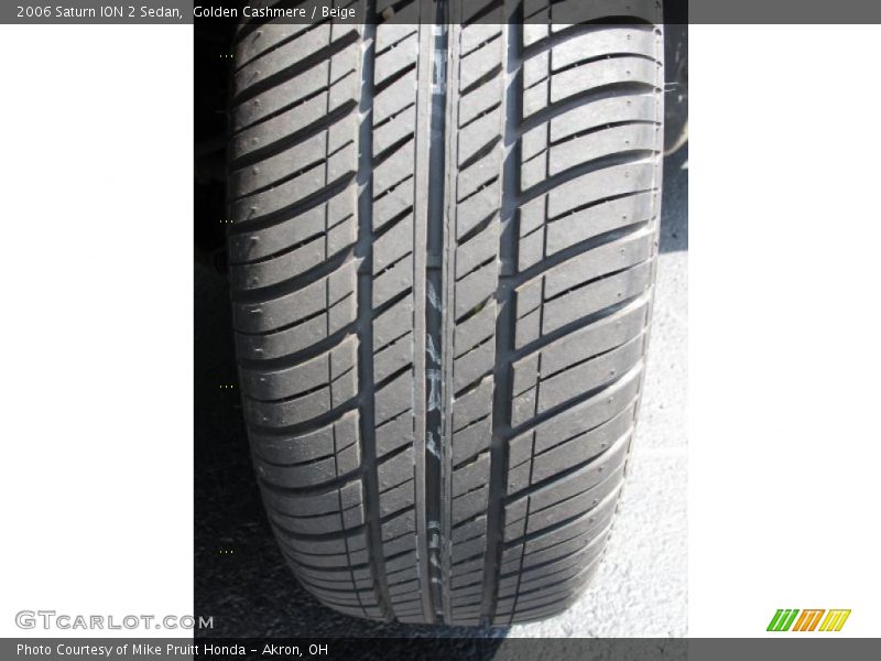 Golden Cashmere / Beige 2006 Saturn ION 2 Sedan