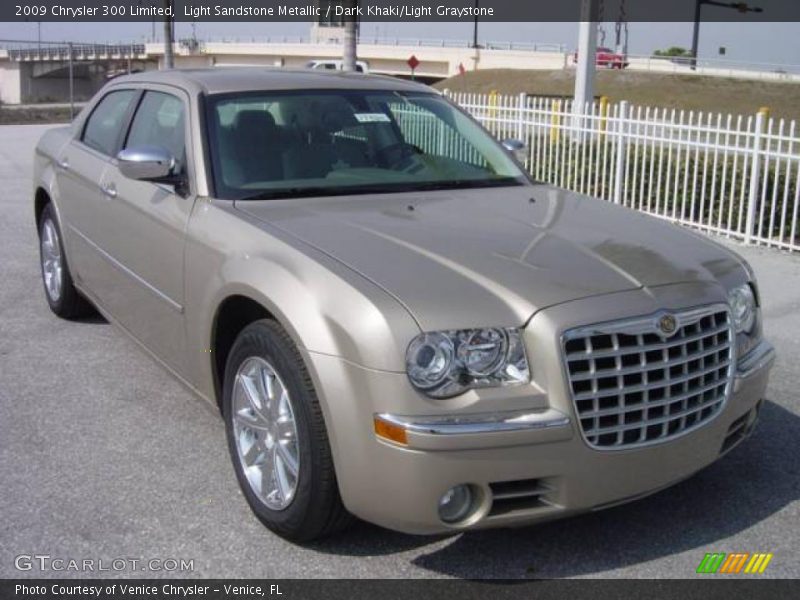 Light Sandstone Metallic / Dark Khaki/Light Graystone 2009 Chrysler 300 Limited
