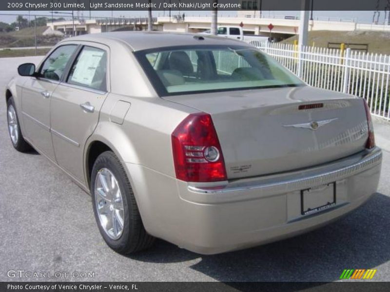 Light Sandstone Metallic / Dark Khaki/Light Graystone 2009 Chrysler 300 Limited