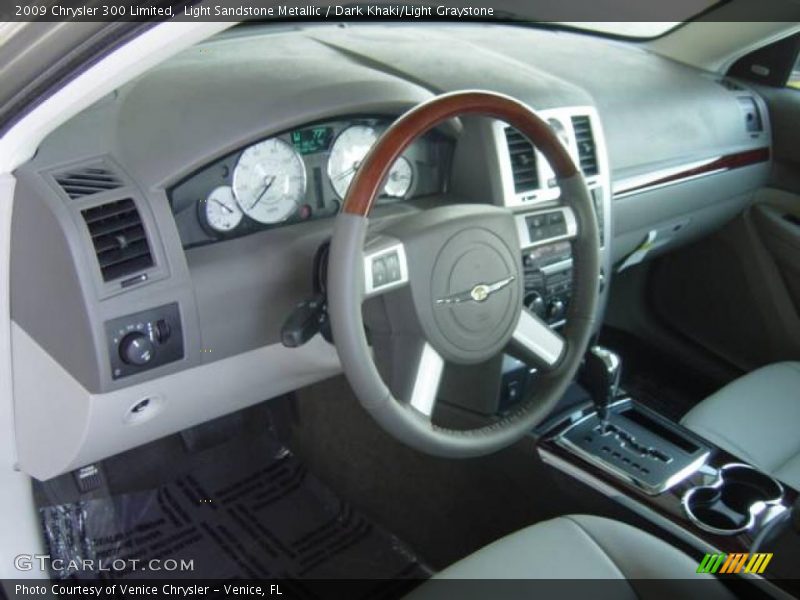 Light Sandstone Metallic / Dark Khaki/Light Graystone 2009 Chrysler 300 Limited