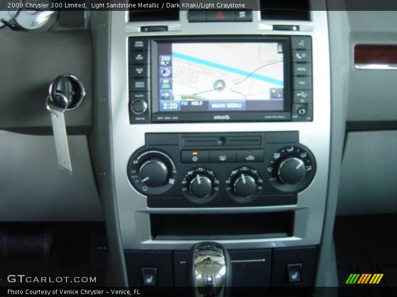 Light Sandstone Metallic / Dark Khaki/Light Graystone 2009 Chrysler 300 Limited