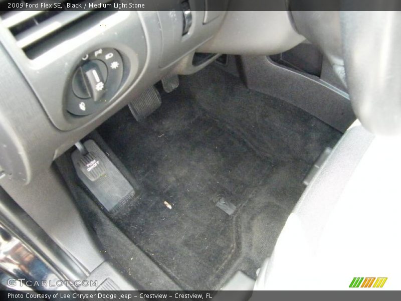 Black / Medium Light Stone 2009 Ford Flex SE