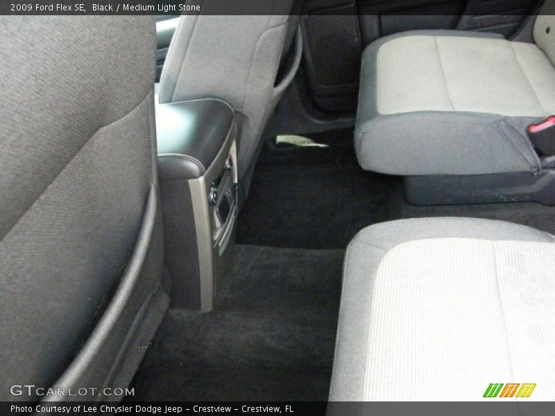 Black / Medium Light Stone 2009 Ford Flex SE