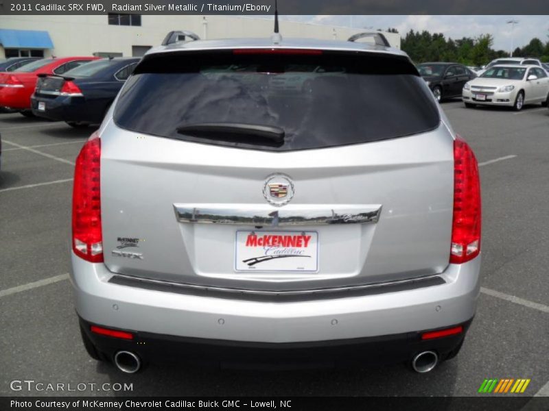 Radiant Silver Metallic / Titanium/Ebony 2011 Cadillac SRX FWD