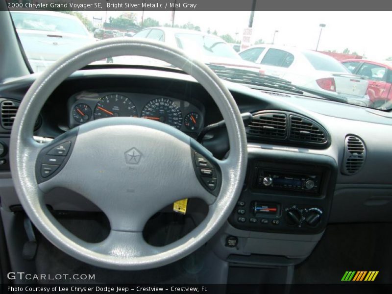 Bright Silver Metallic / Mist Gray 2000 Chrysler Grand Voyager SE