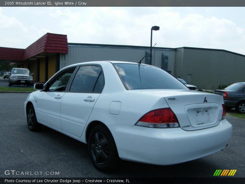 Igloo White / Gray 2005 Mitsubishi Lancer ES