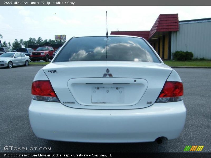 Igloo White / Gray 2005 Mitsubishi Lancer ES