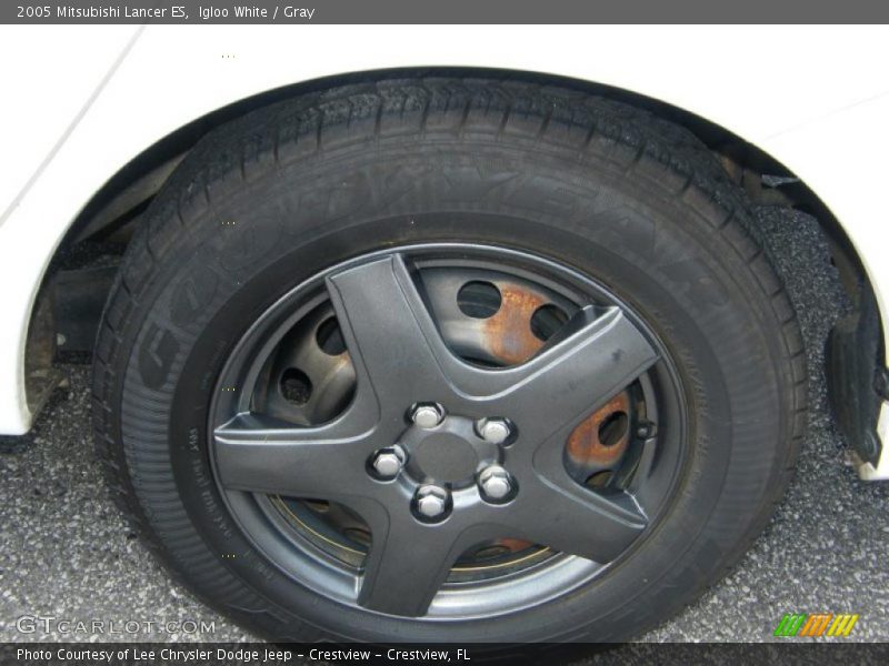 Igloo White / Gray 2005 Mitsubishi Lancer ES