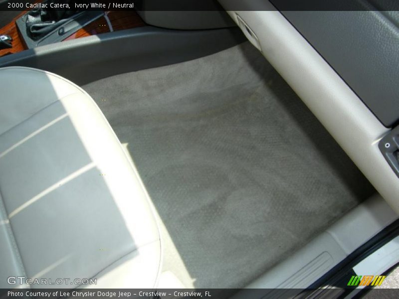 Ivory White / Neutral 2000 Cadillac Catera