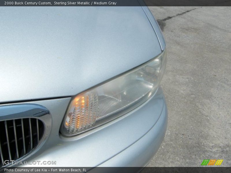 Sterling Silver Metallic / Medium Gray 2000 Buick Century Custom