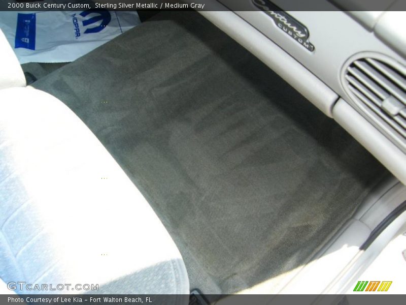 Sterling Silver Metallic / Medium Gray 2000 Buick Century Custom