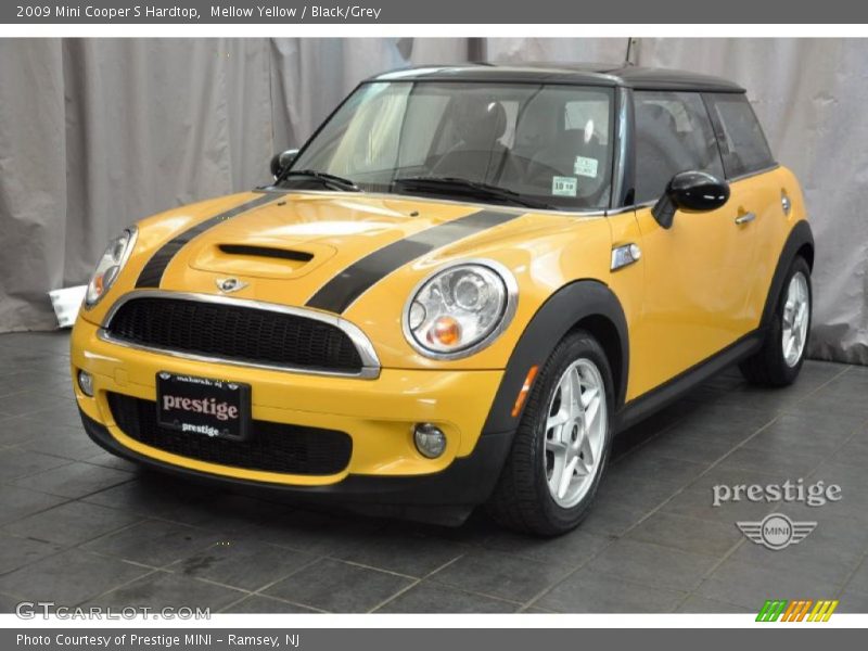 Mellow Yellow / Black/Grey 2009 Mini Cooper S Hardtop