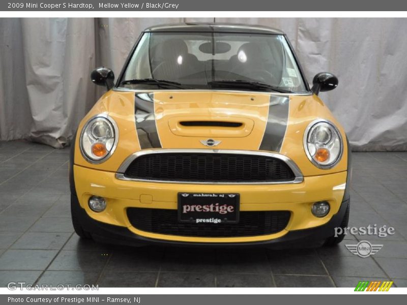 Mellow Yellow / Black/Grey 2009 Mini Cooper S Hardtop
