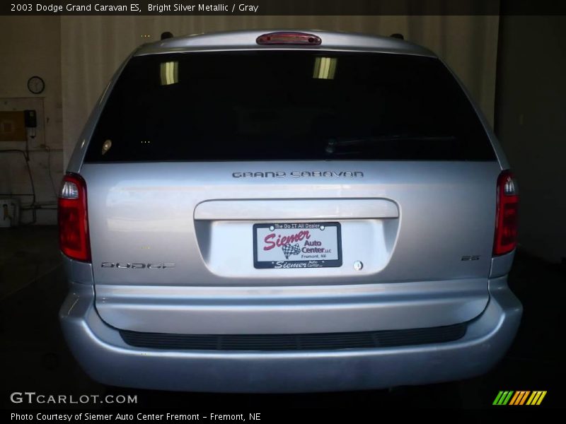 Bright Silver Metallic / Gray 2003 Dodge Grand Caravan ES
