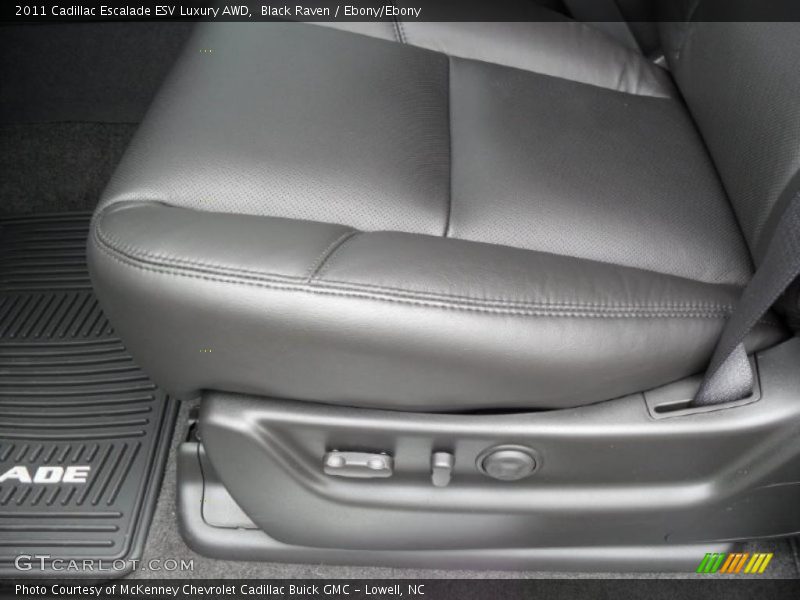 Black Raven / Ebony/Ebony 2011 Cadillac Escalade ESV Luxury AWD