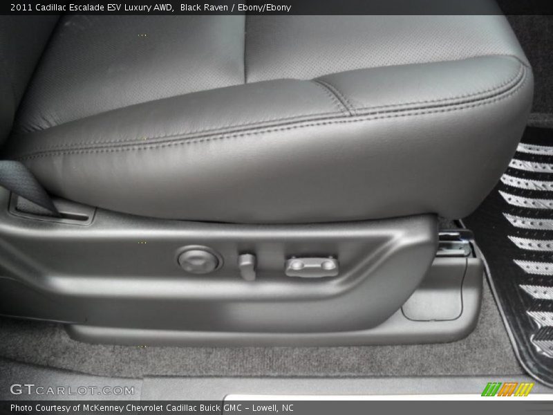 Black Raven / Ebony/Ebony 2011 Cadillac Escalade ESV Luxury AWD
