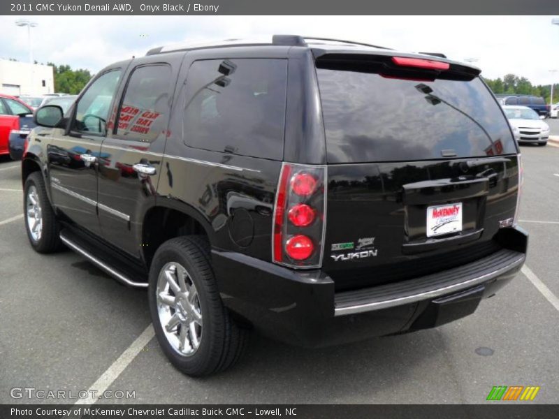 Onyx Black / Ebony 2011 GMC Yukon Denali AWD