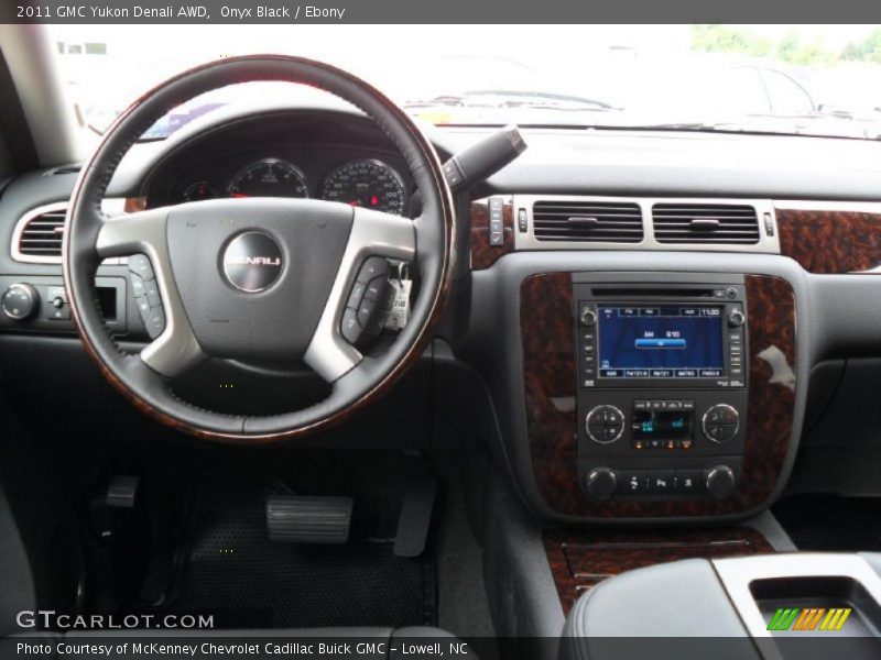Onyx Black / Ebony 2011 GMC Yukon Denali AWD