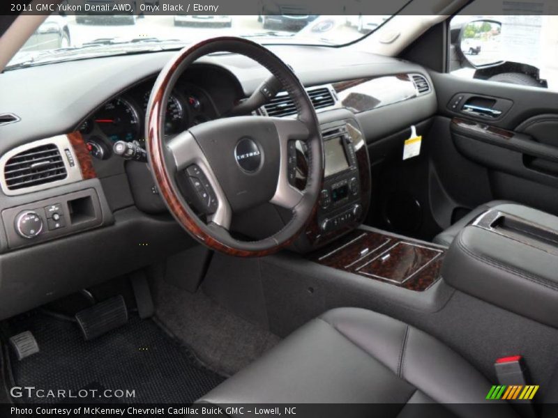 Onyx Black / Ebony 2011 GMC Yukon Denali AWD