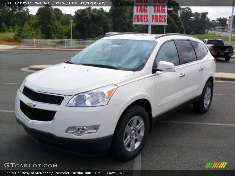 White / Dark Gray/Light Gray 2011 Chevrolet Traverse LT
