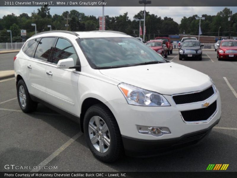 White / Dark Gray/Light Gray 2011 Chevrolet Traverse LT