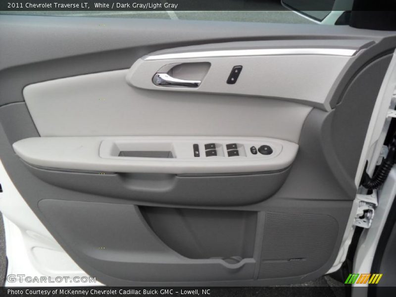 White / Dark Gray/Light Gray 2011 Chevrolet Traverse LT