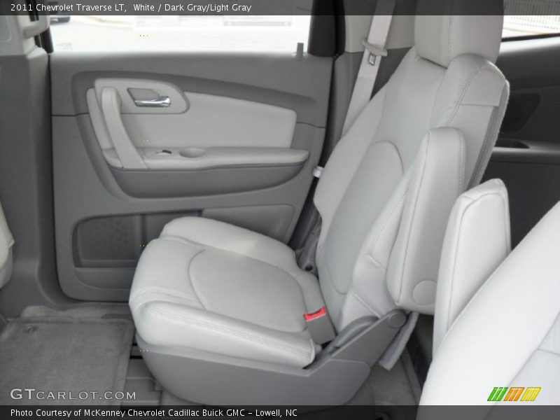 White / Dark Gray/Light Gray 2011 Chevrolet Traverse LT