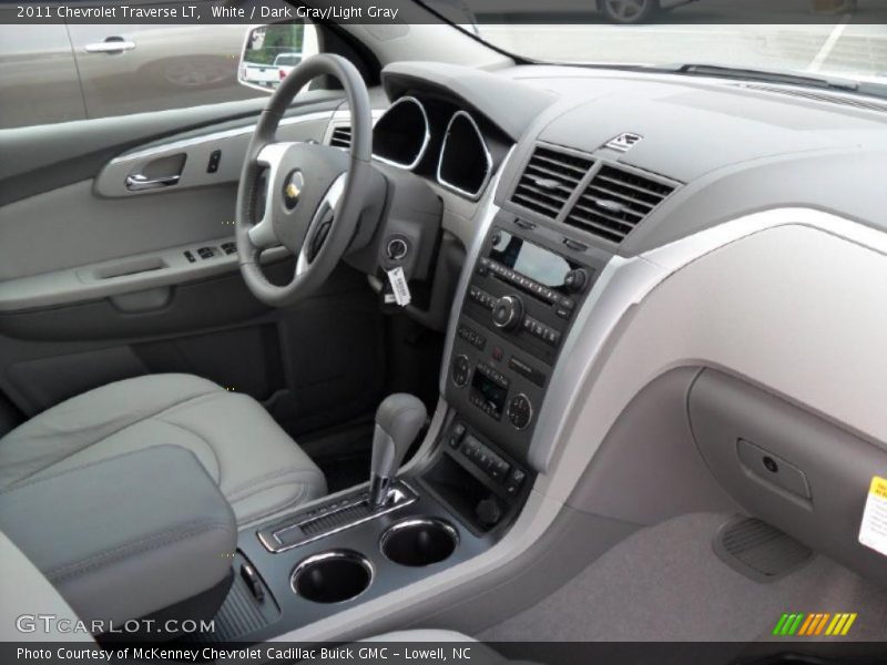 White / Dark Gray/Light Gray 2011 Chevrolet Traverse LT
