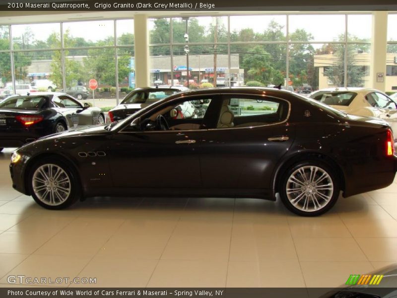 Grigio Granito (Dark Grey Metallic) / Beige 2010 Maserati Quattroporte