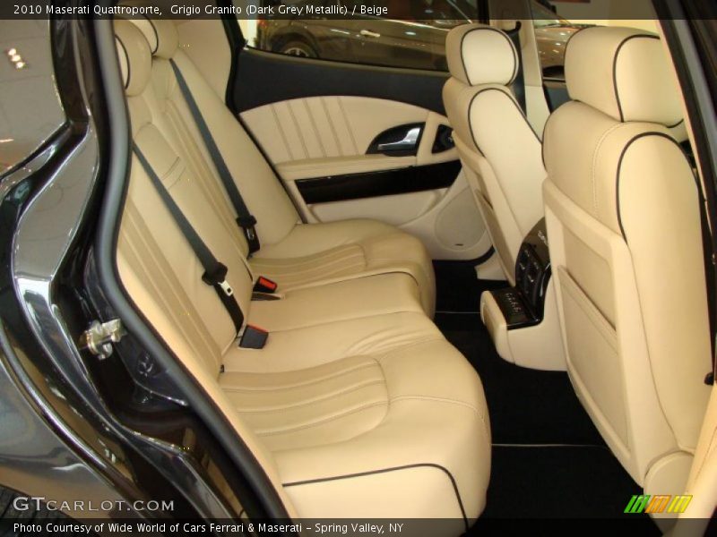 Grigio Granito (Dark Grey Metallic) / Beige 2010 Maserati Quattroporte